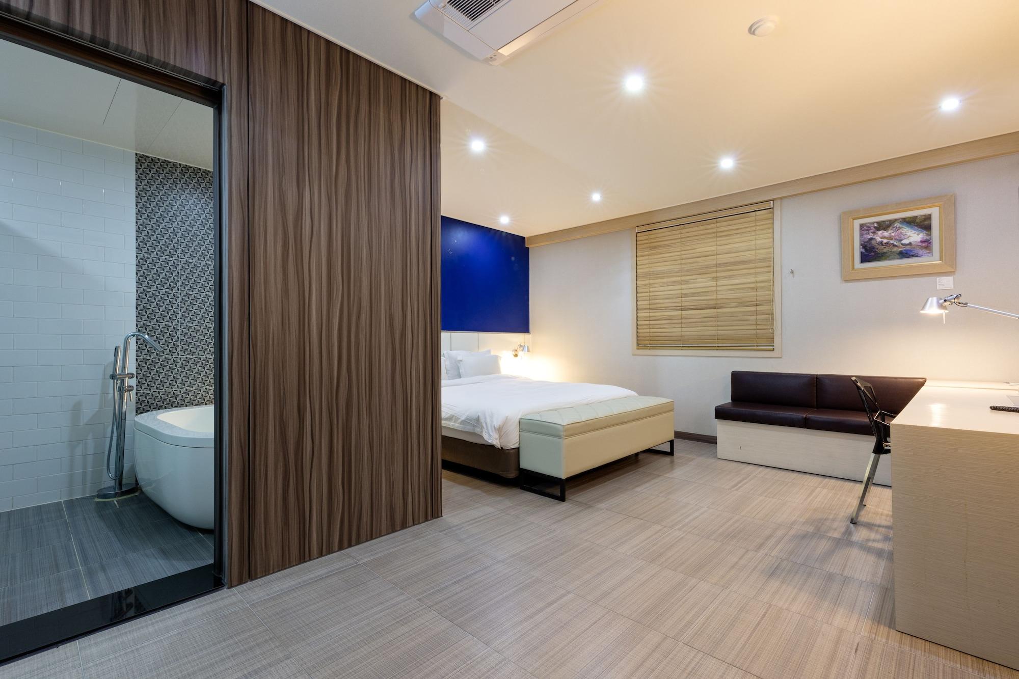 Gwangju Metropolitan City Hotel France מראה חיצוני תמונה