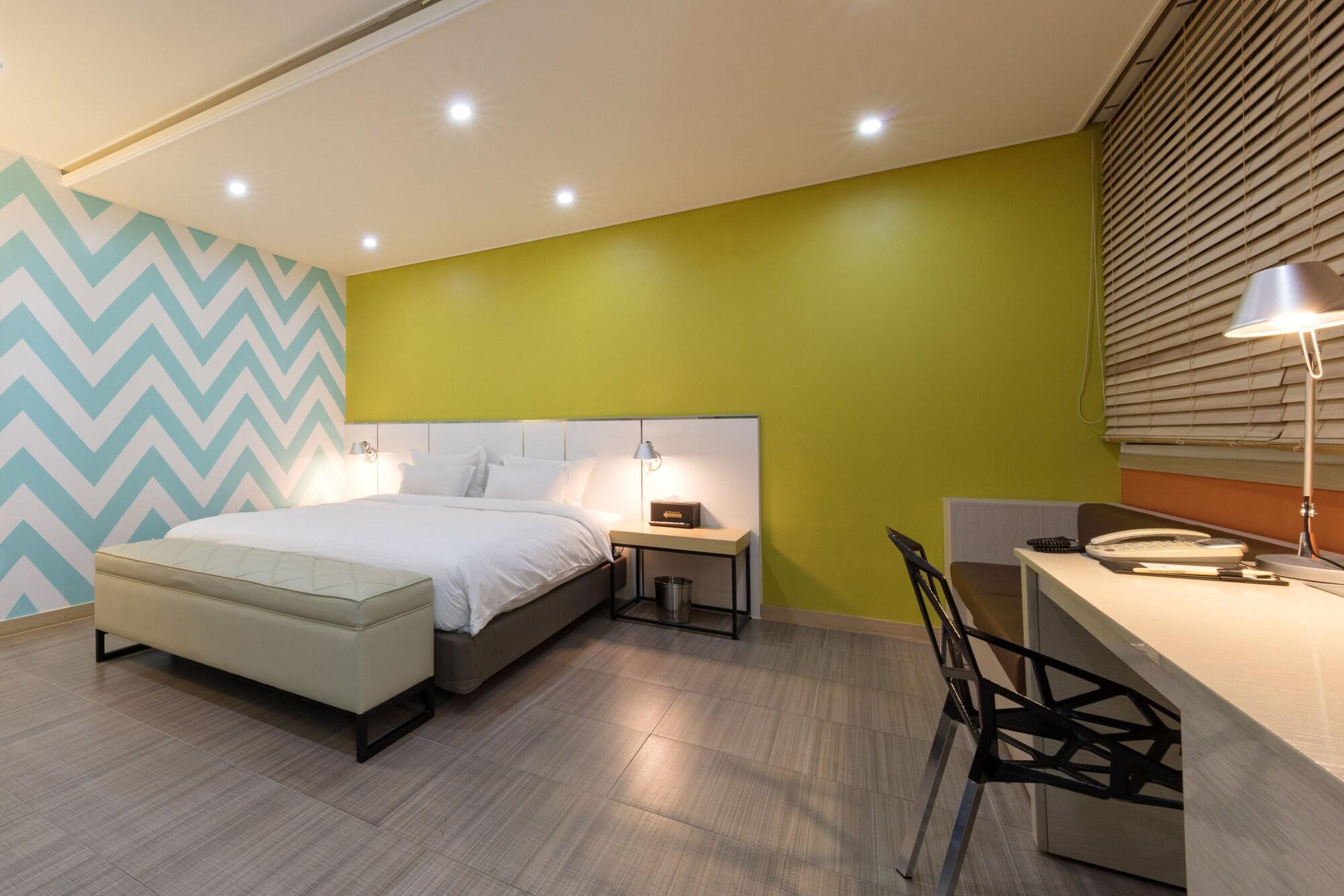 Gwangju Metropolitan City Hotel France מראה חיצוני תמונה