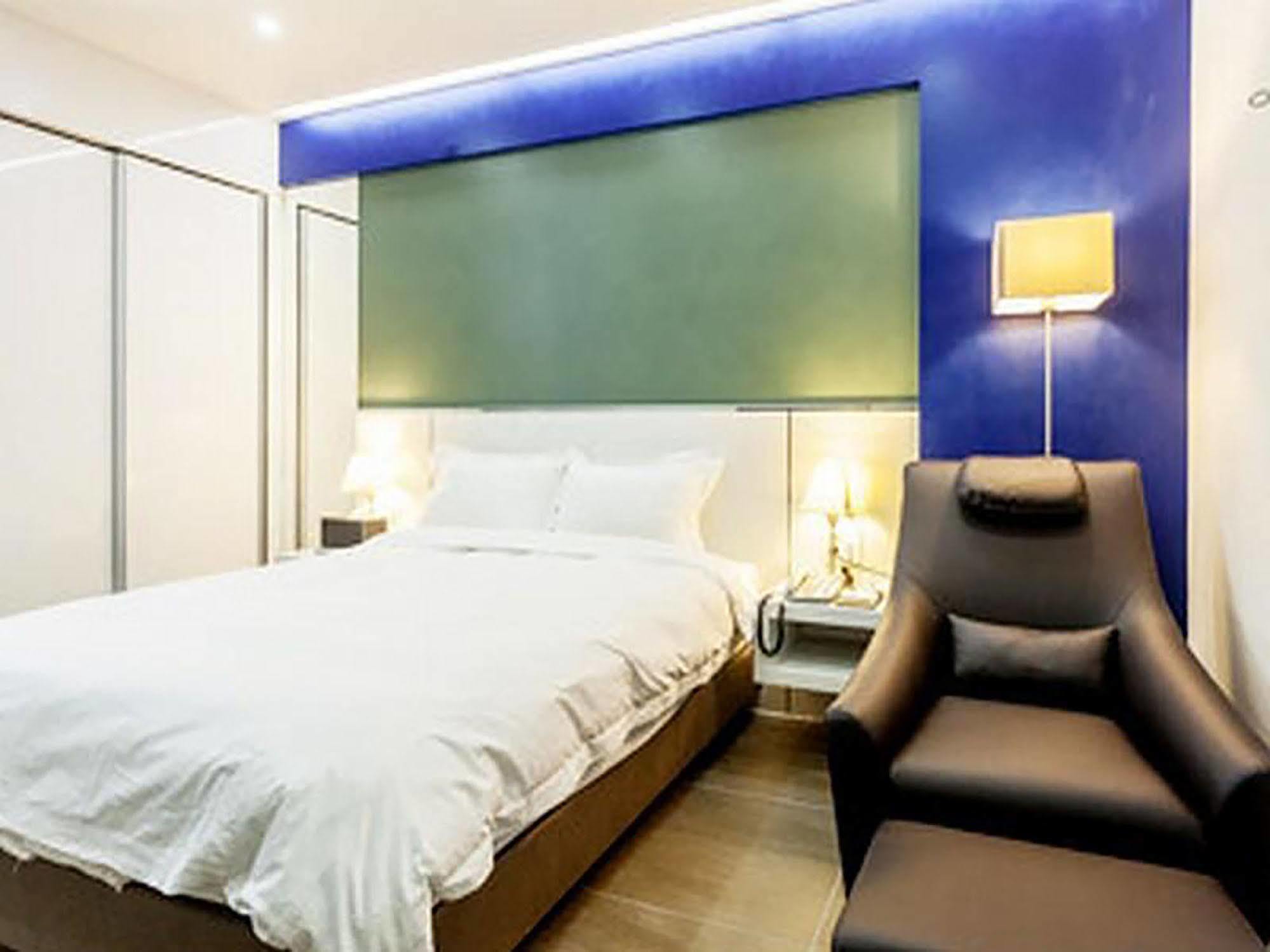 Gwangju Metropolitan City Hotel France מראה חיצוני תמונה